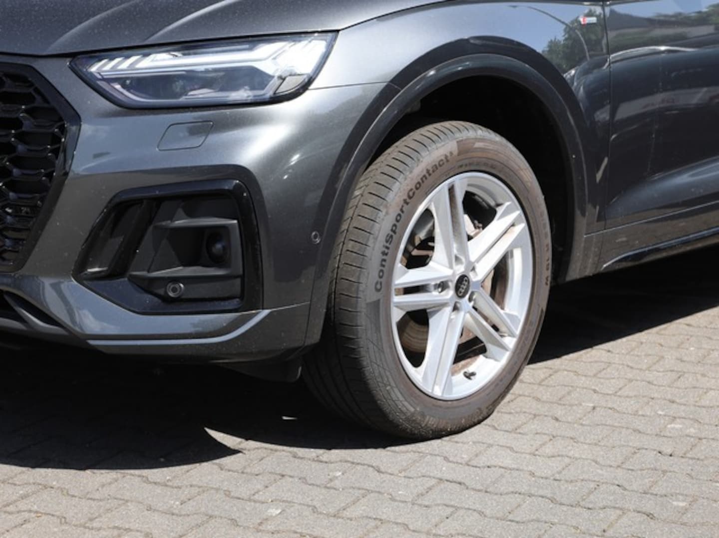 Bild über Audi Q5 Sportback 40 TDI quattro S tronic - für weitere Informationen kontaktieren Sie den Audi Partner