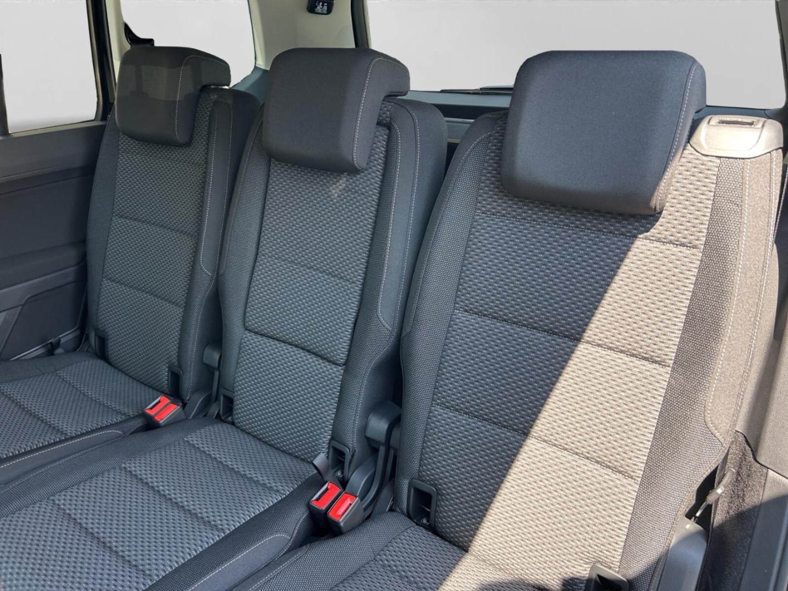 Volkswagen Touran – Bild 14