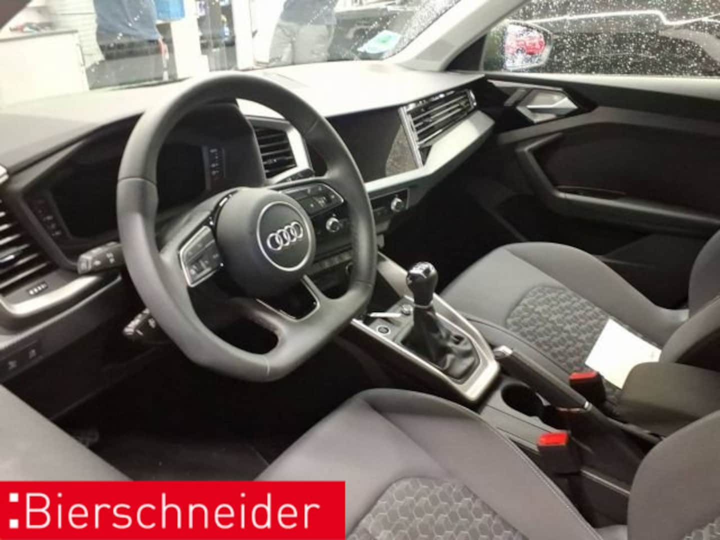 Bild über Audi A1 Sportback advanced 30 TFSI Schaltgetriebe - für weitere Informationen kontaktieren Sie den Audi Partner