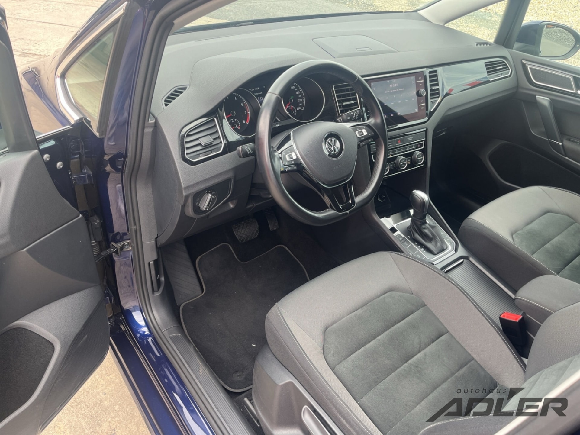 Volkswagen Golf Sportsvan Highline