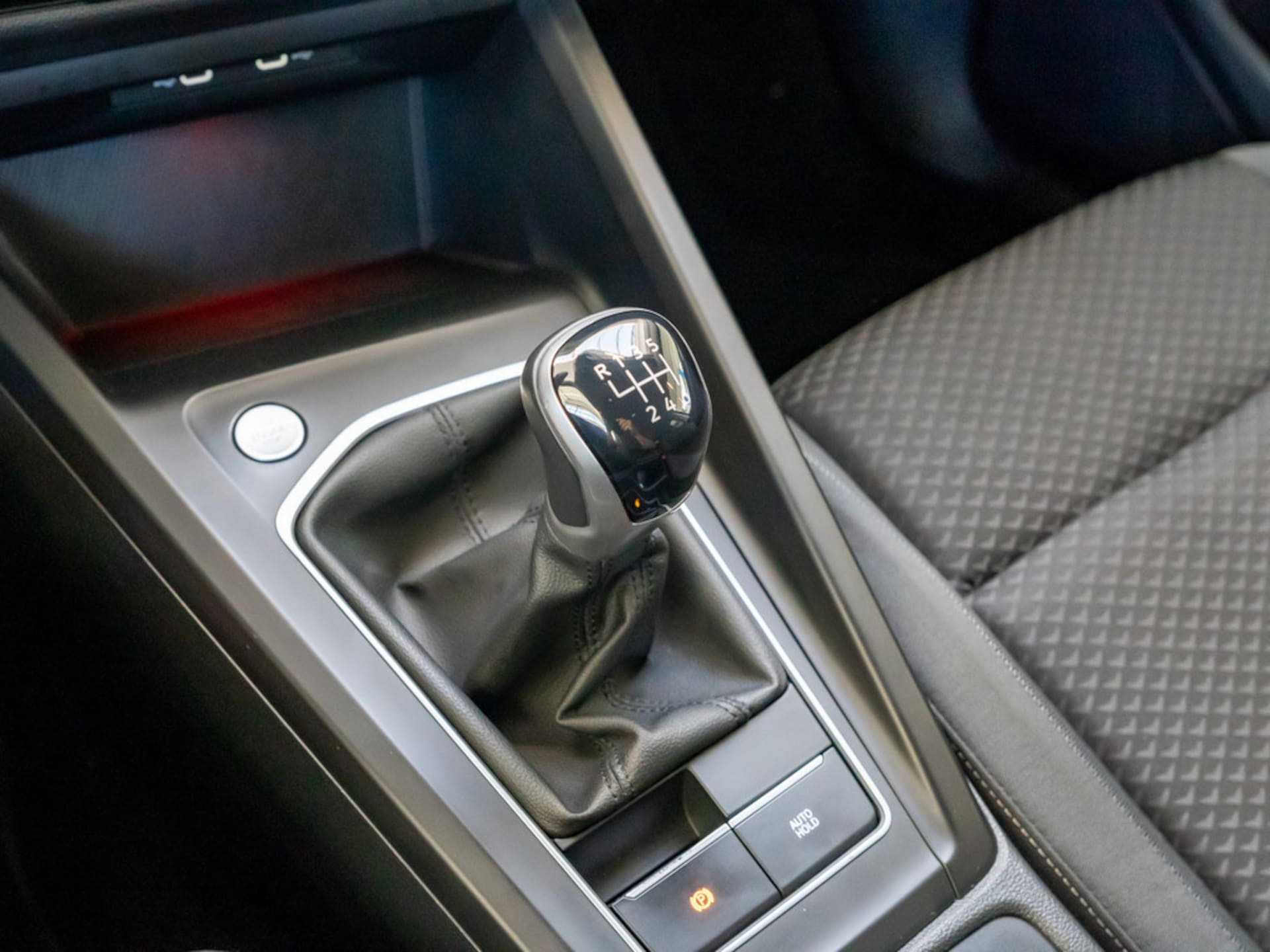 Volkswagen Golf Active