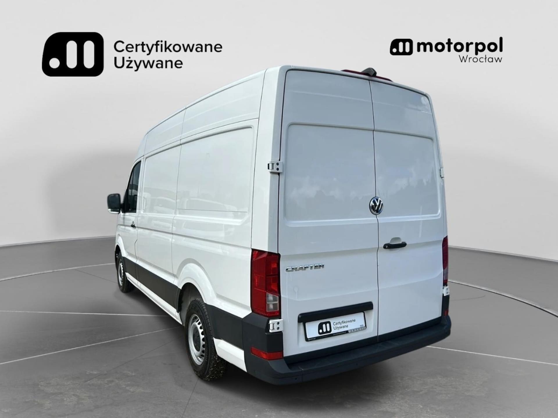 Volkswagen Crafter Furgon średni rozstaw osi