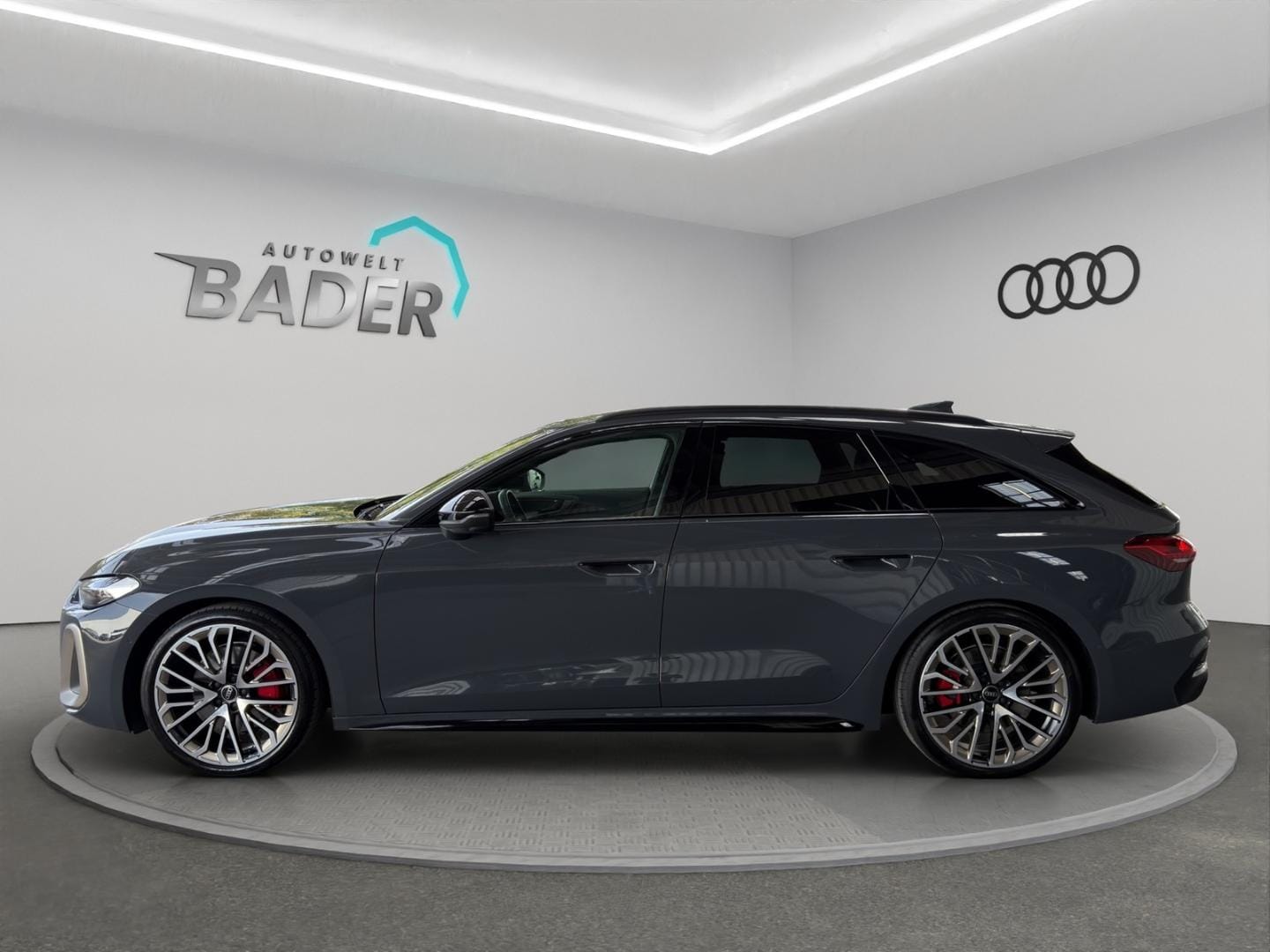 Bild über Audi A5 Avant TDI quattro 150 kW S tronic - für weitere Informationen kontaktieren Sie den Audi Partner