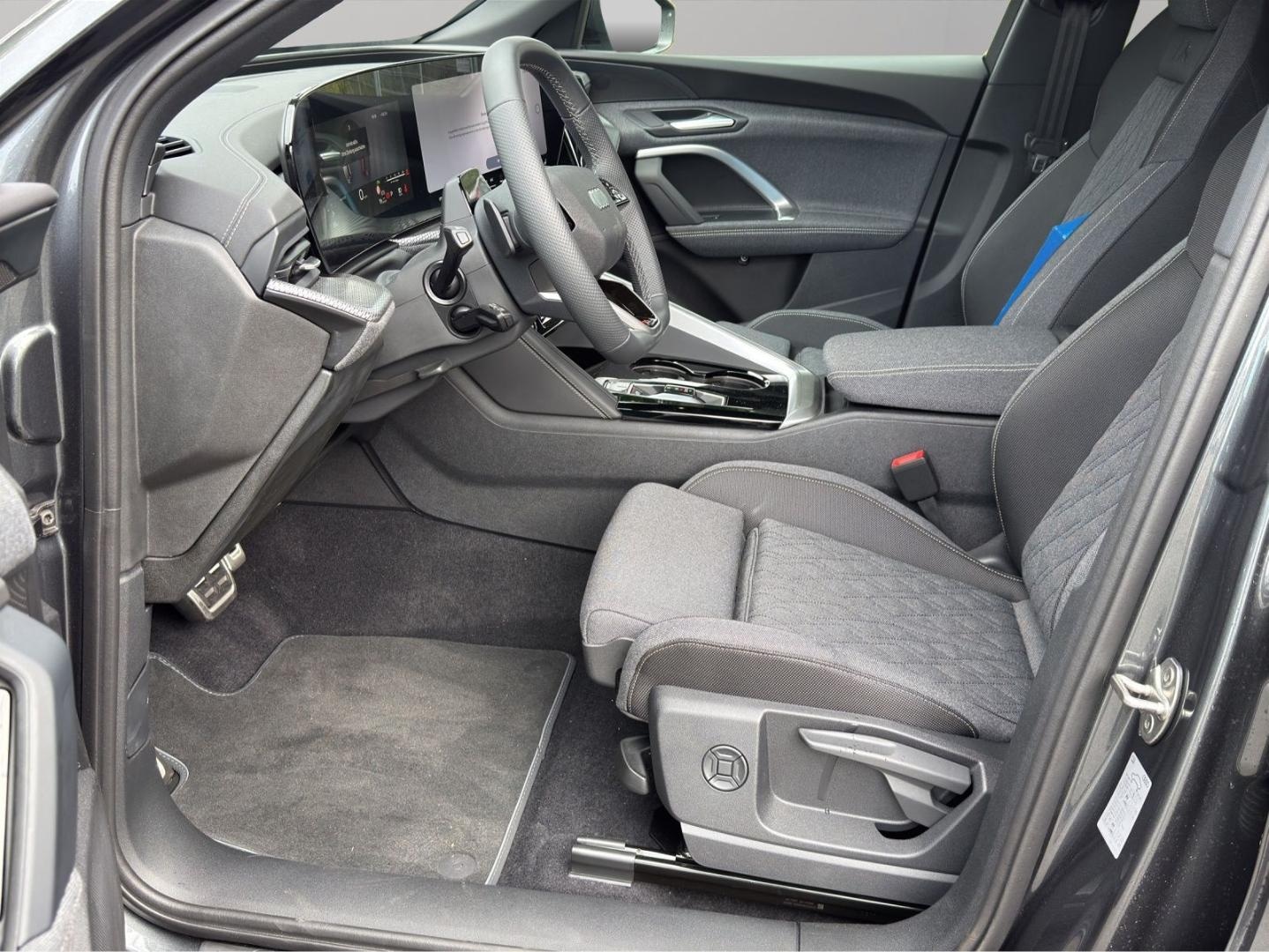 Bild über Audi Q5 SUV TDI quattro 150 kW S tronic - für weitere Informationen kontaktieren Sie den Audi Partner