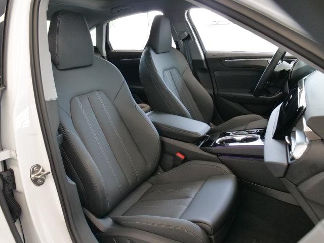 2026 Audi A6 Premium Plus - Photo 16