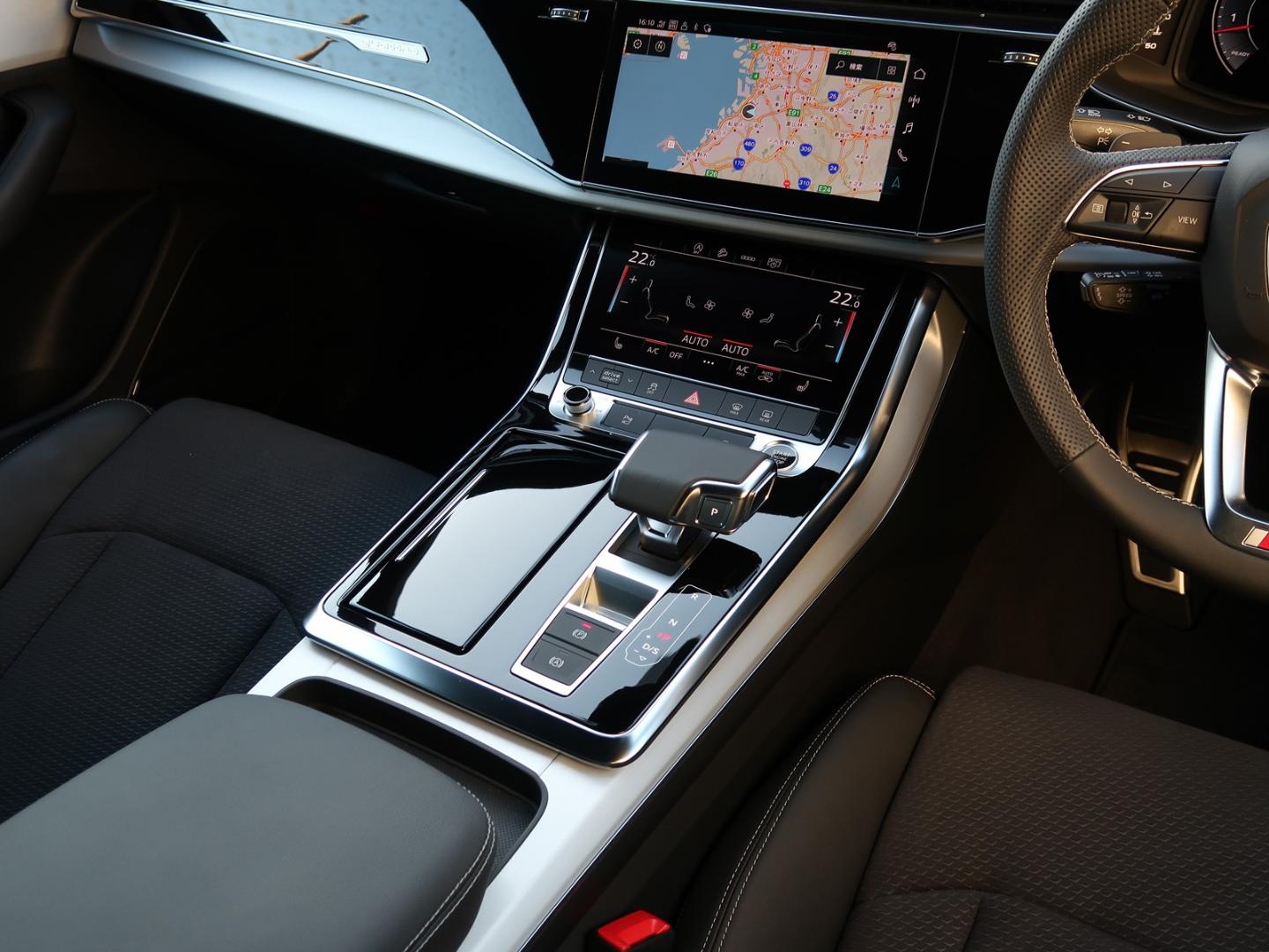 Audi Q8 55 TFSI quattro S line 250(340) kW(PS) tiptronic for more details contact your dealer