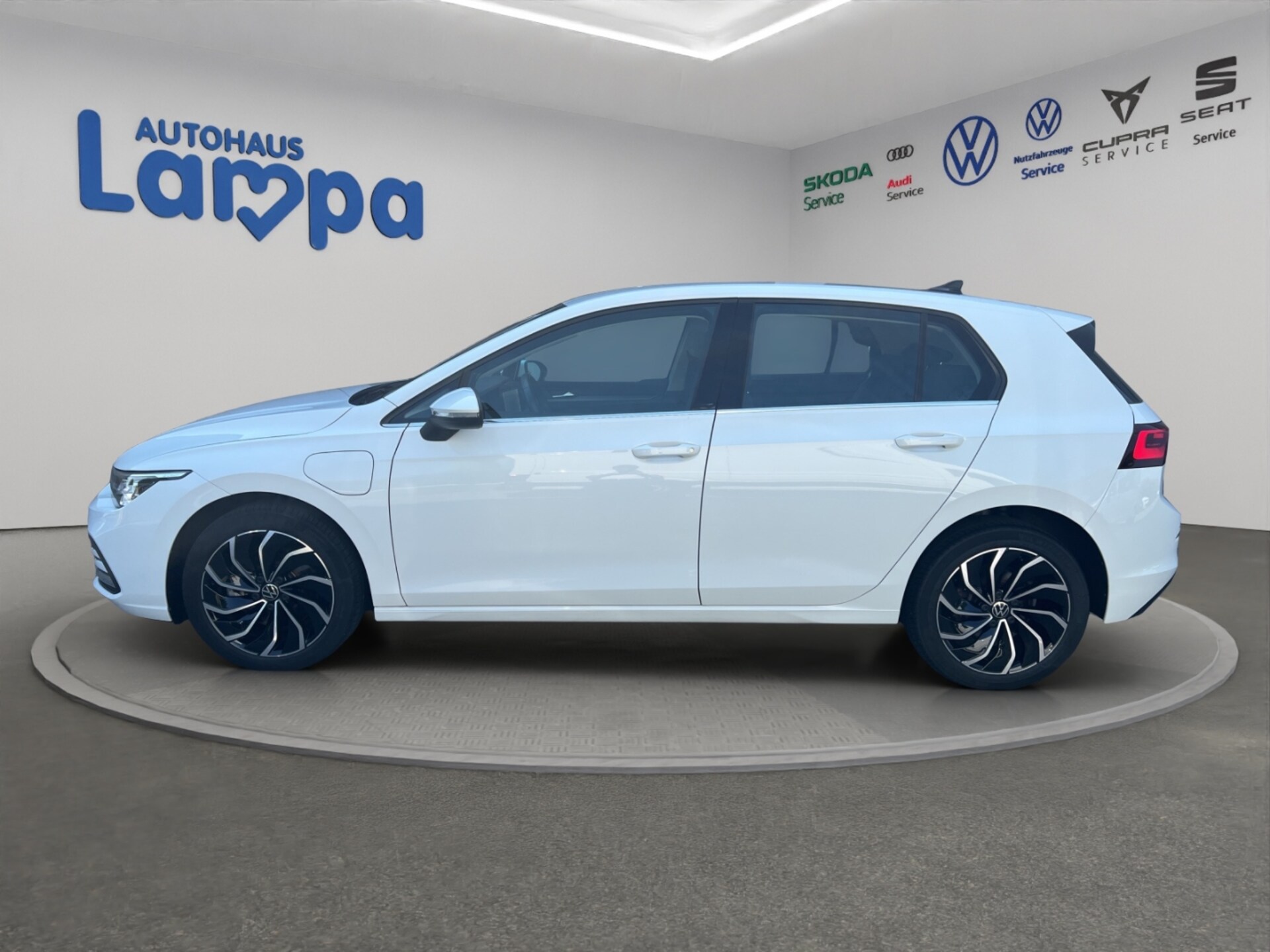 Volkswagen Golf Style