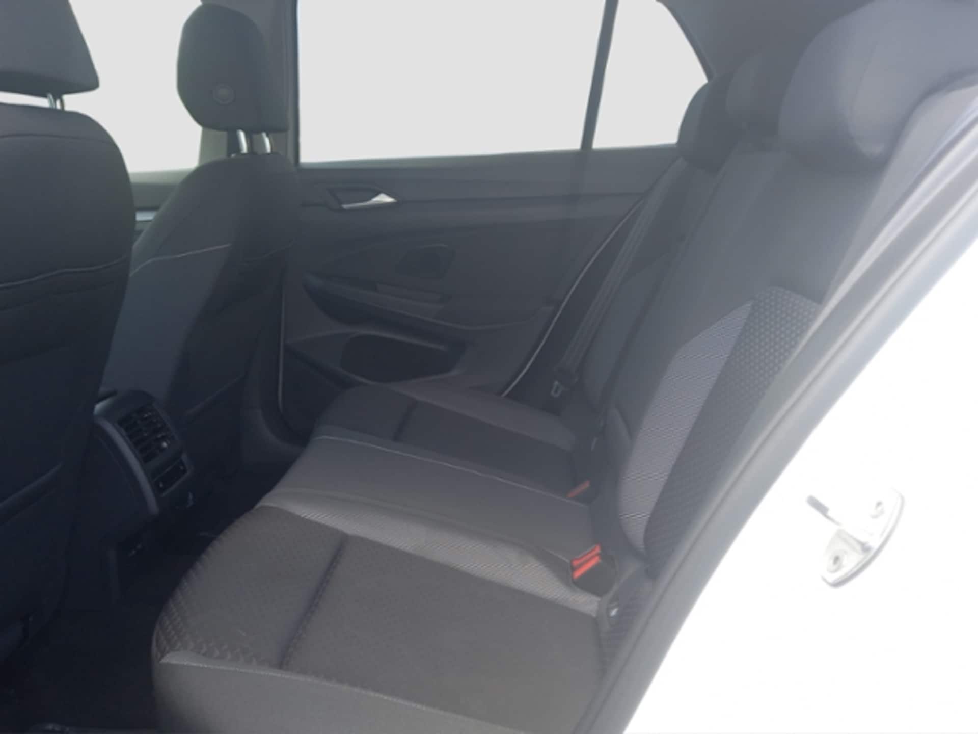 Volkswagen Golf Active