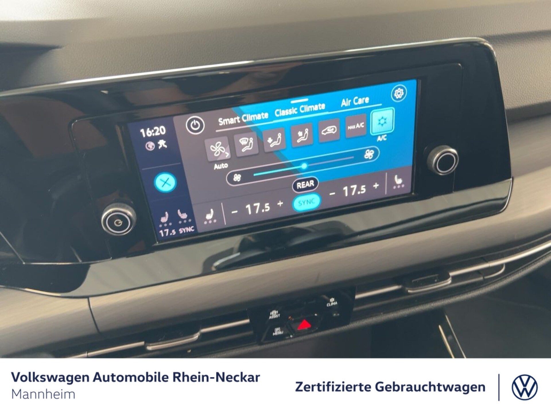 Volkswagen Golf Style