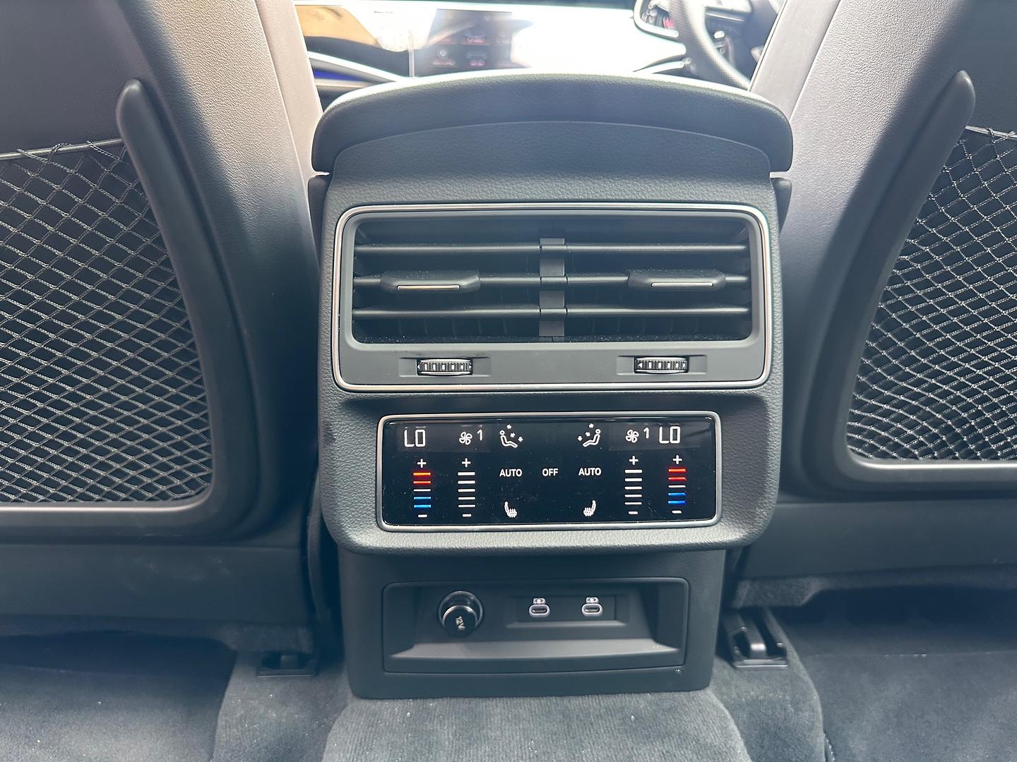 Image about Audi SQ7 SQ7 TFSI 373 kW tiptronic