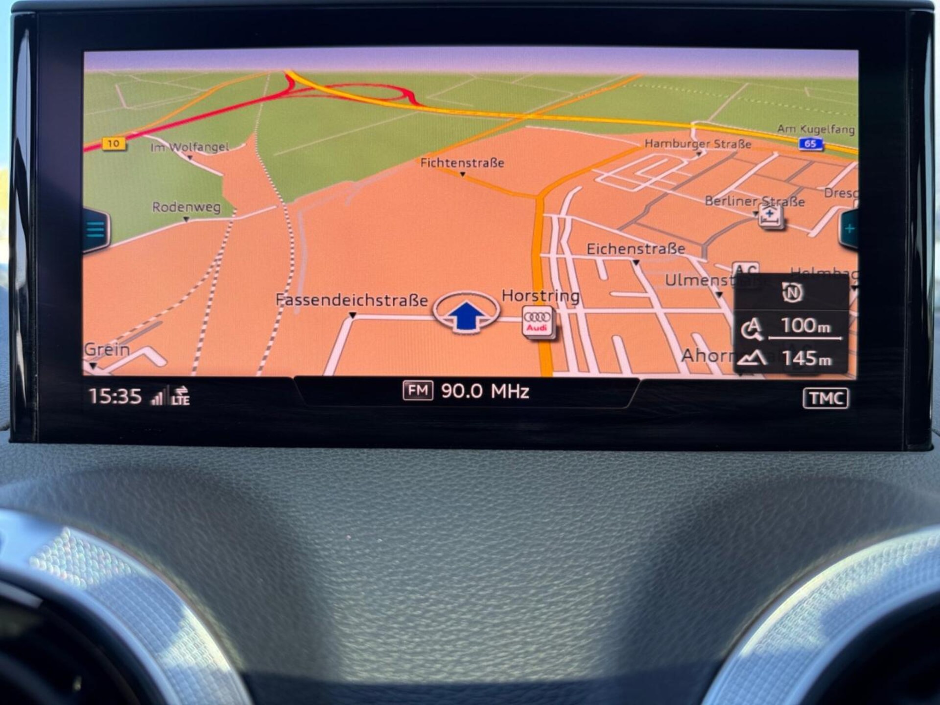 Audi SQ2