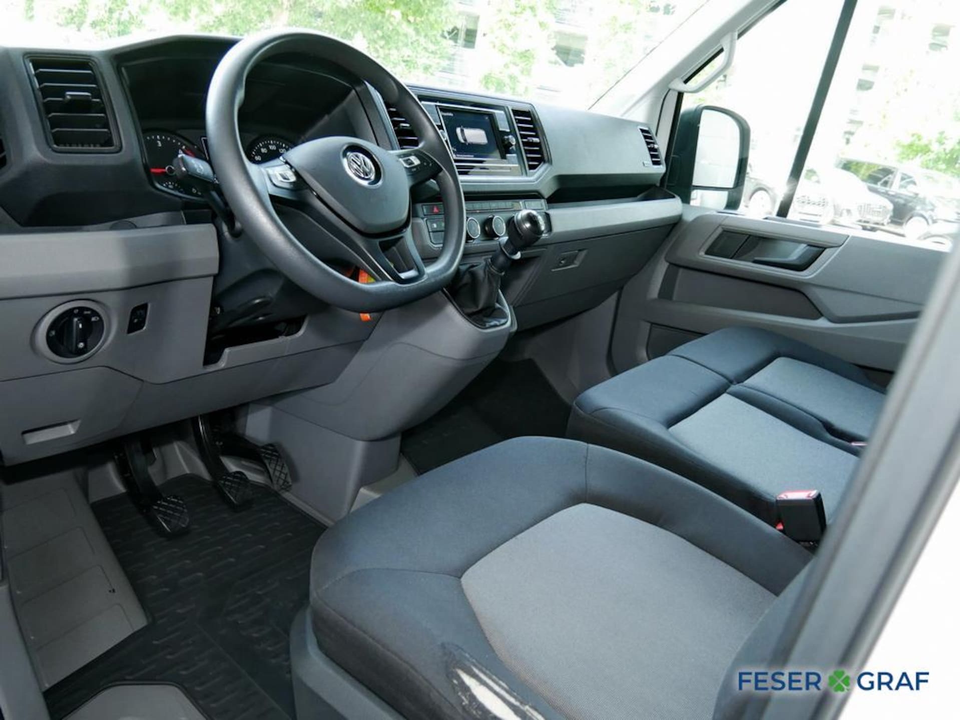 Volkswagen Crafter Kasten langer Radstand