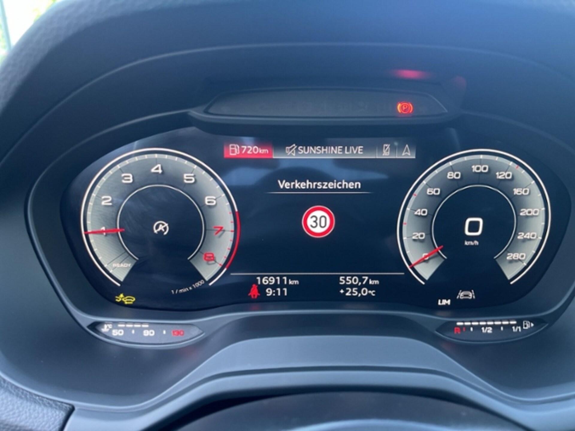 Audi Q2 S line