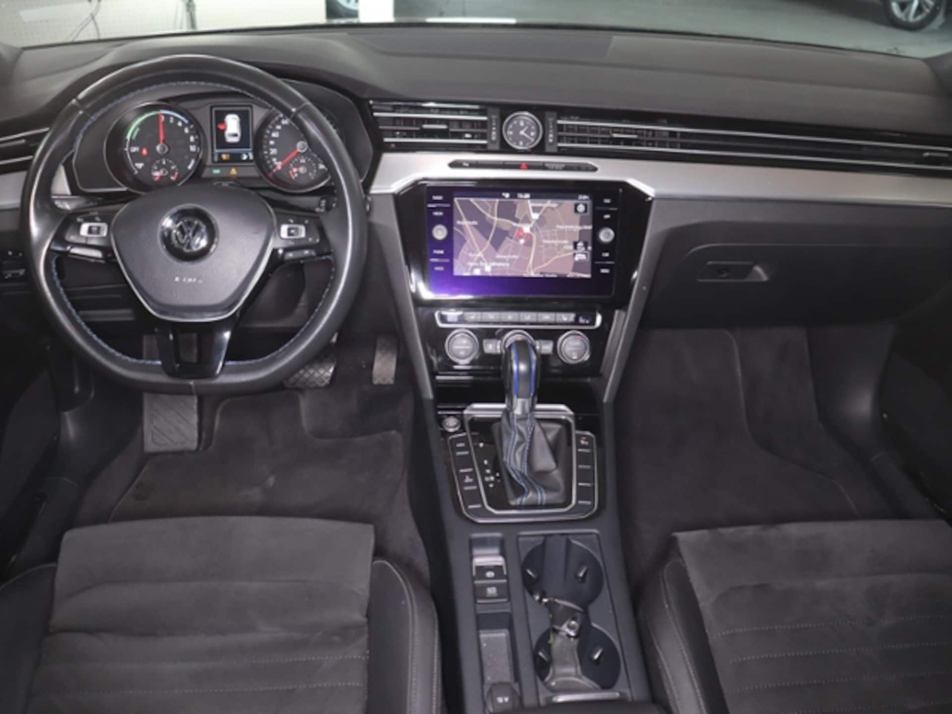 Volkswagen Passat Variant GTE