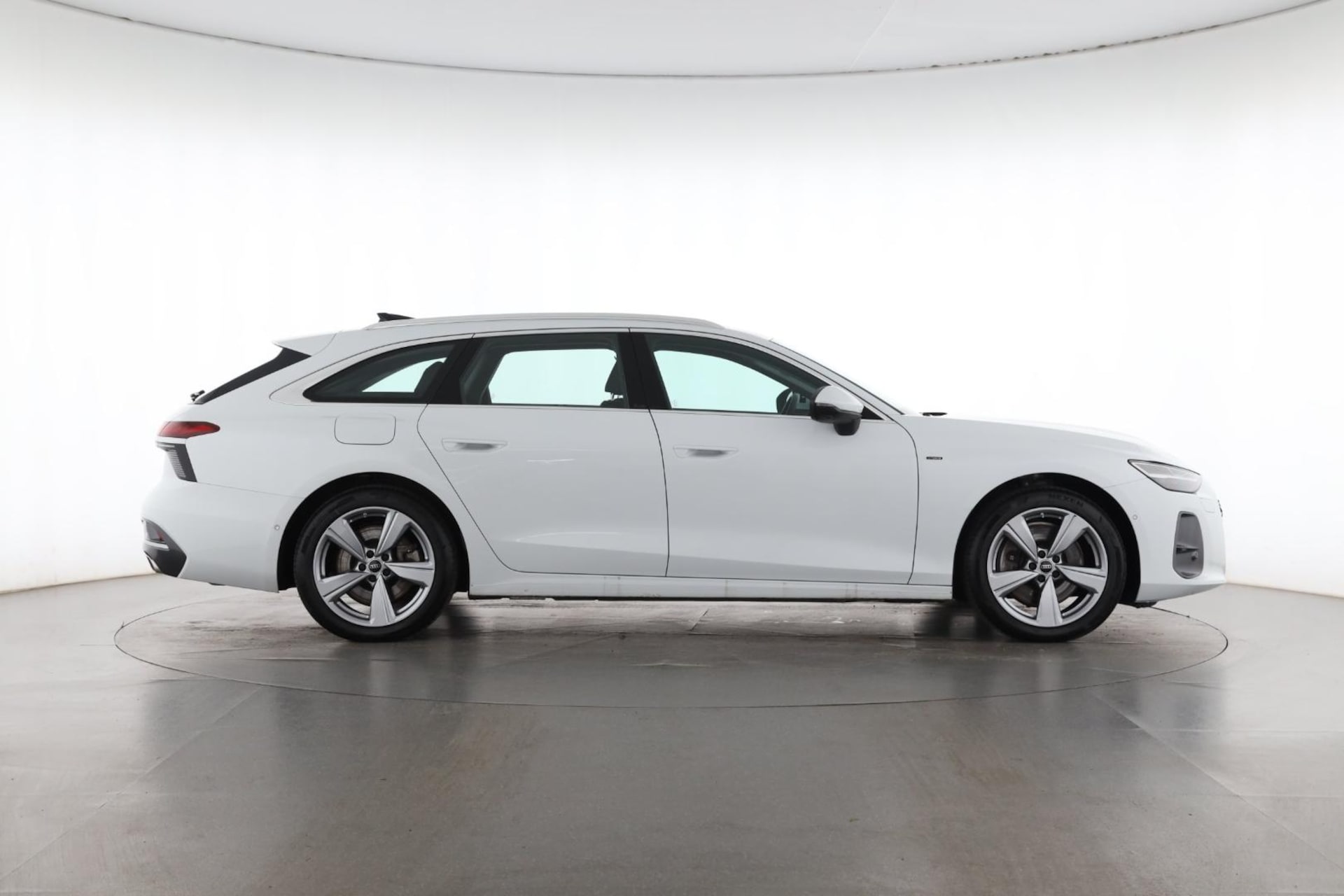Audi A6 Avant e-hybrid