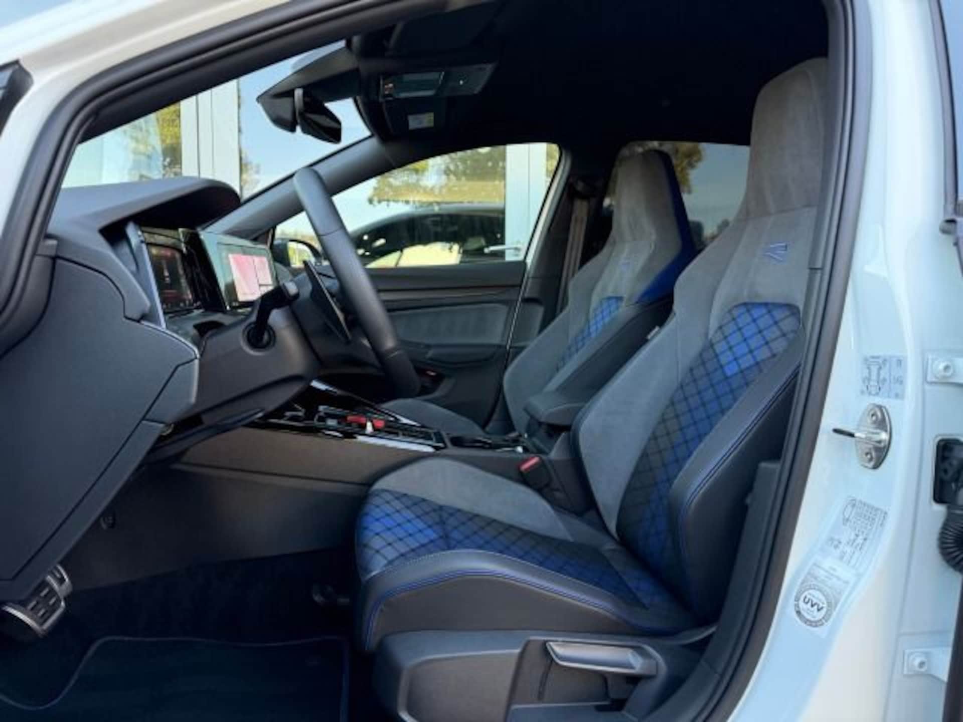 Volkswagen Golf R