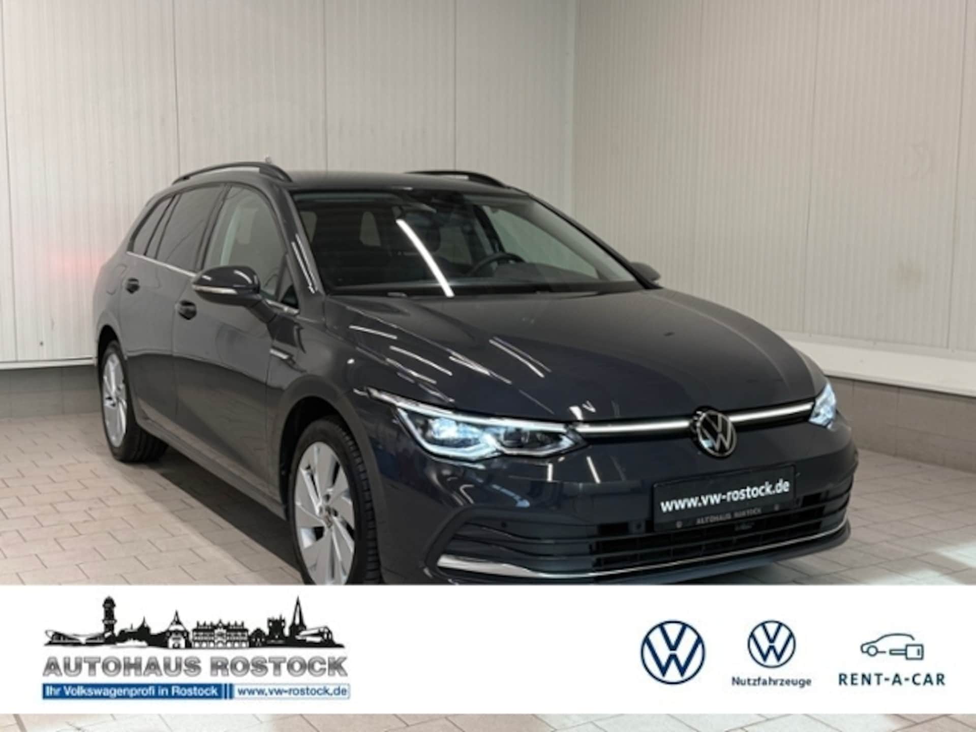 Volkswagen Golf Variant — Volkswagen Golf Variant Golf VIII Variant 1.5 eTSI DSG AHK STANDHZG
