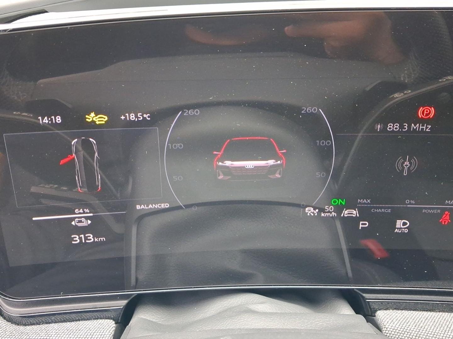 Bild über Audi A6 Avant e-tron e-tron quattro - für weitere Informationen kontaktieren Sie den Audi Partner