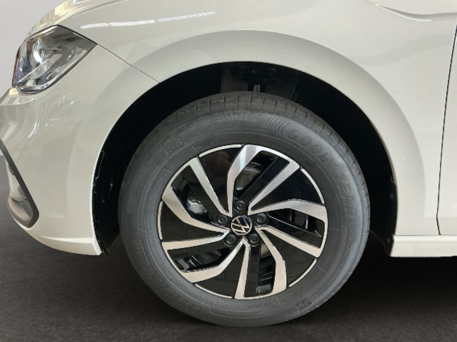 Volkswagen Polo – Bild 11