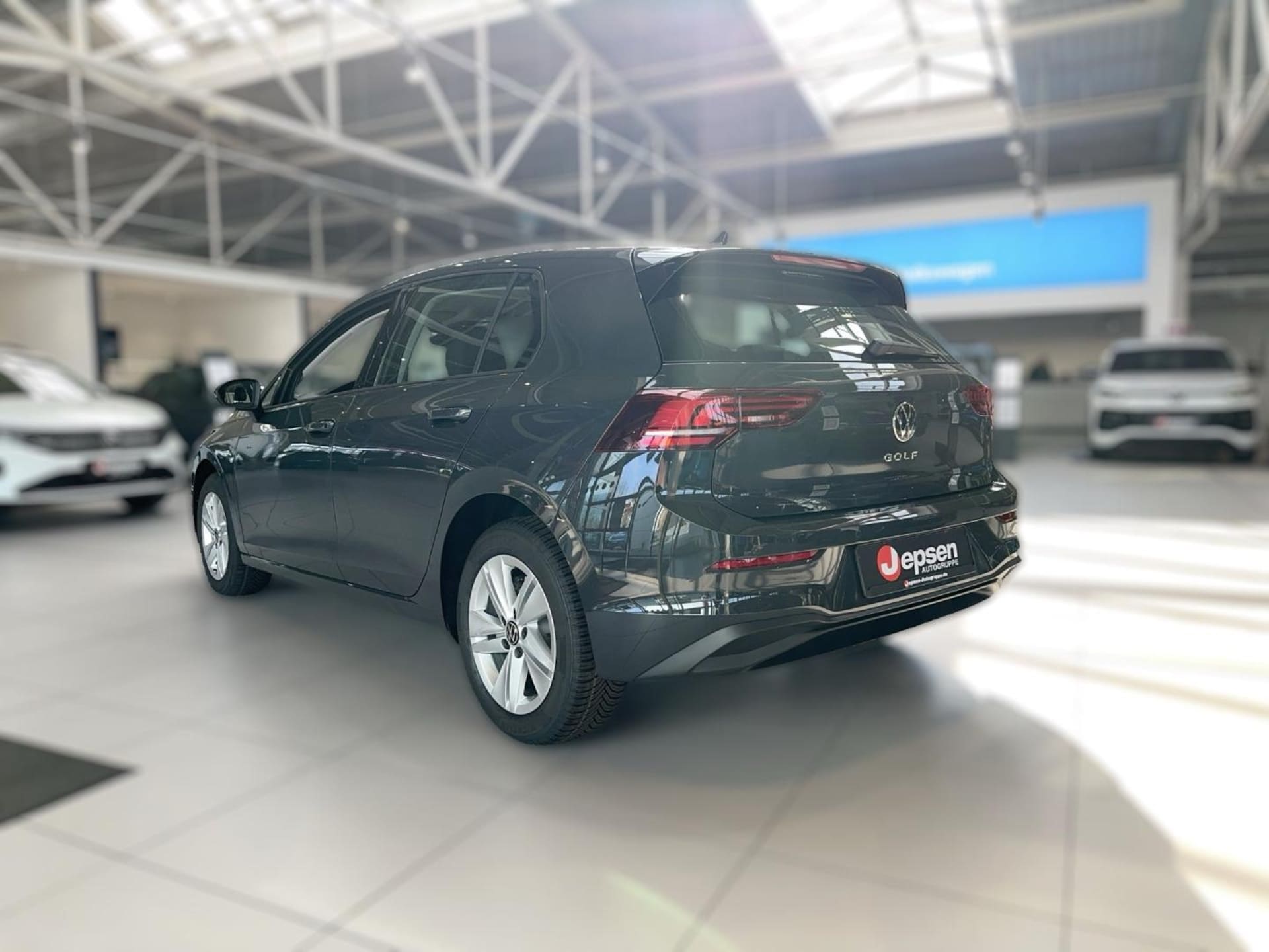 Volkswagen Golf Life