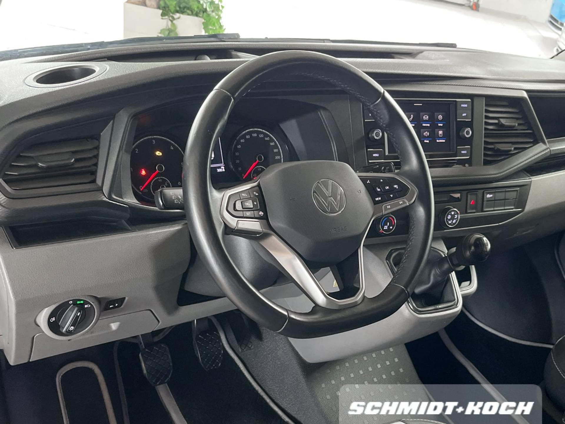 Volkswagen T6.1 Transporter Kasten langer Radstand