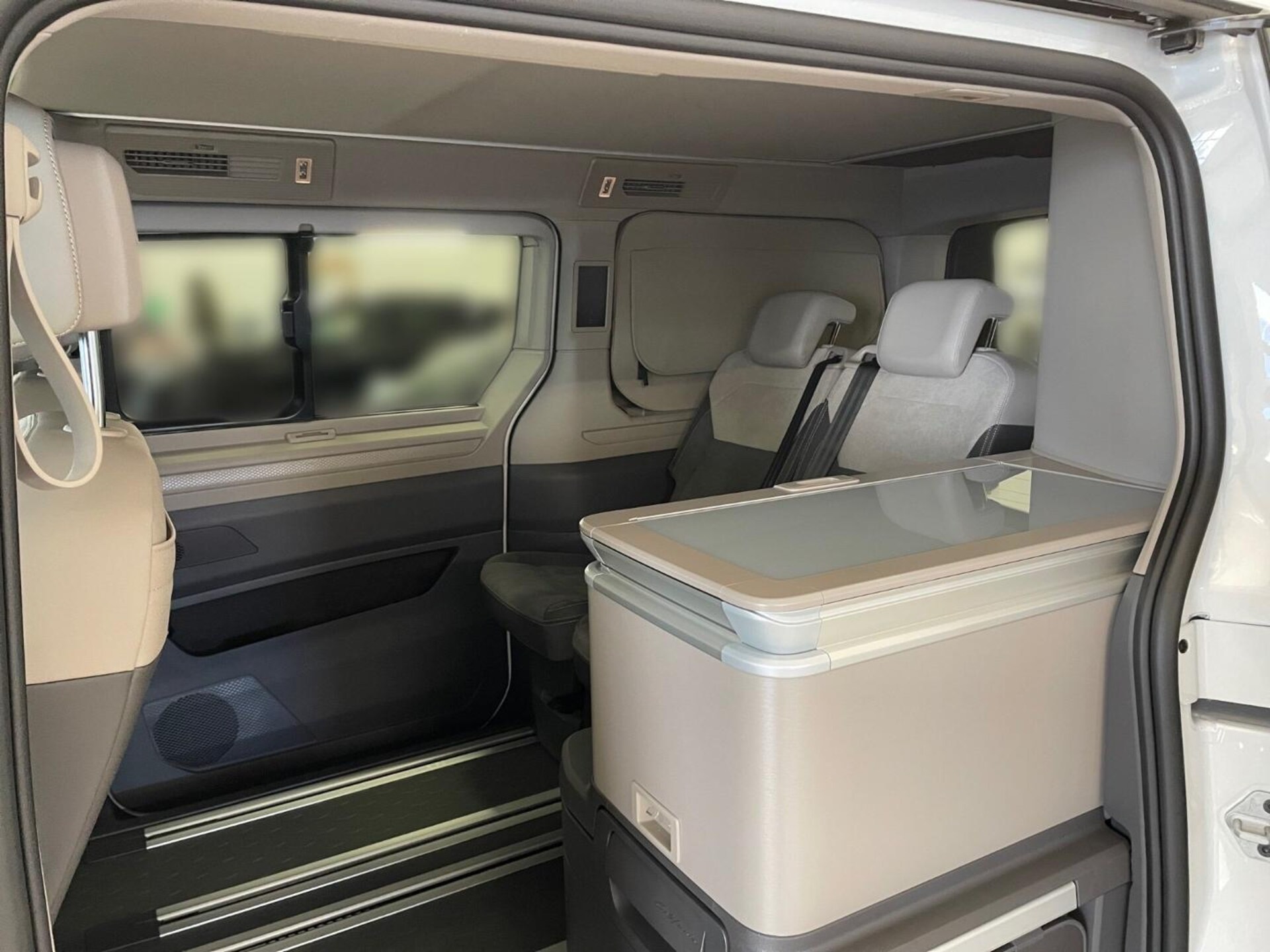 Volkswagen California Coast