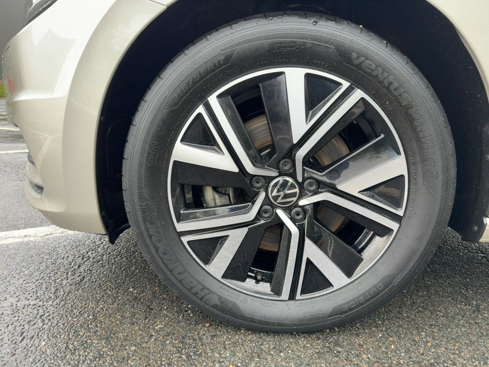 Volkswagen Touran – Bild 14