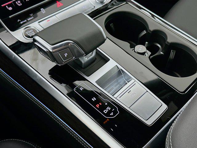 2026 Audi Q7 Premium Plus - Photo 17