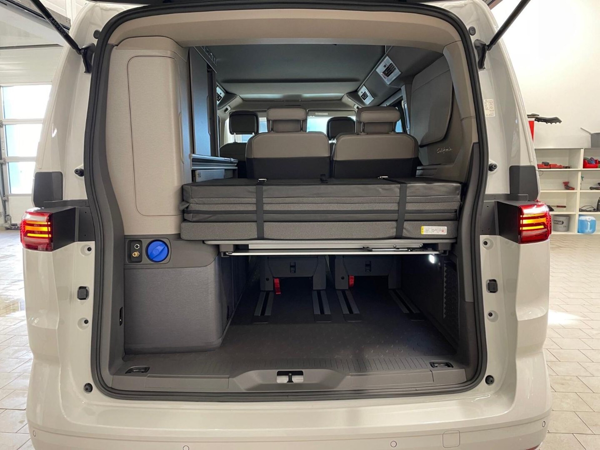 Volkswagen California Coast