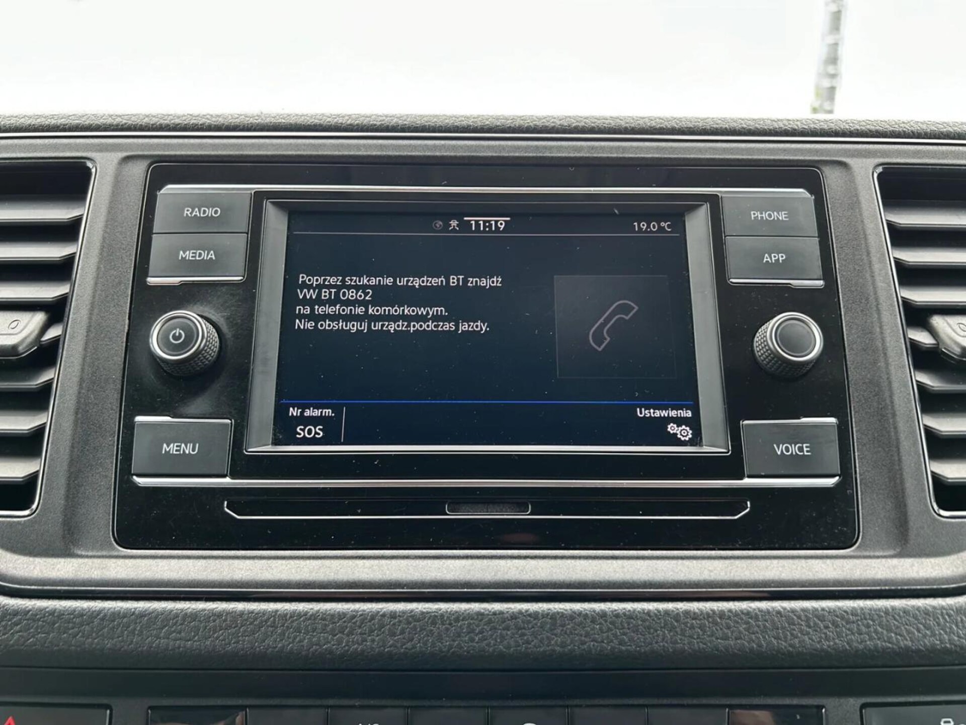 Volkswagen Crafter Furgon średni rozstaw osi