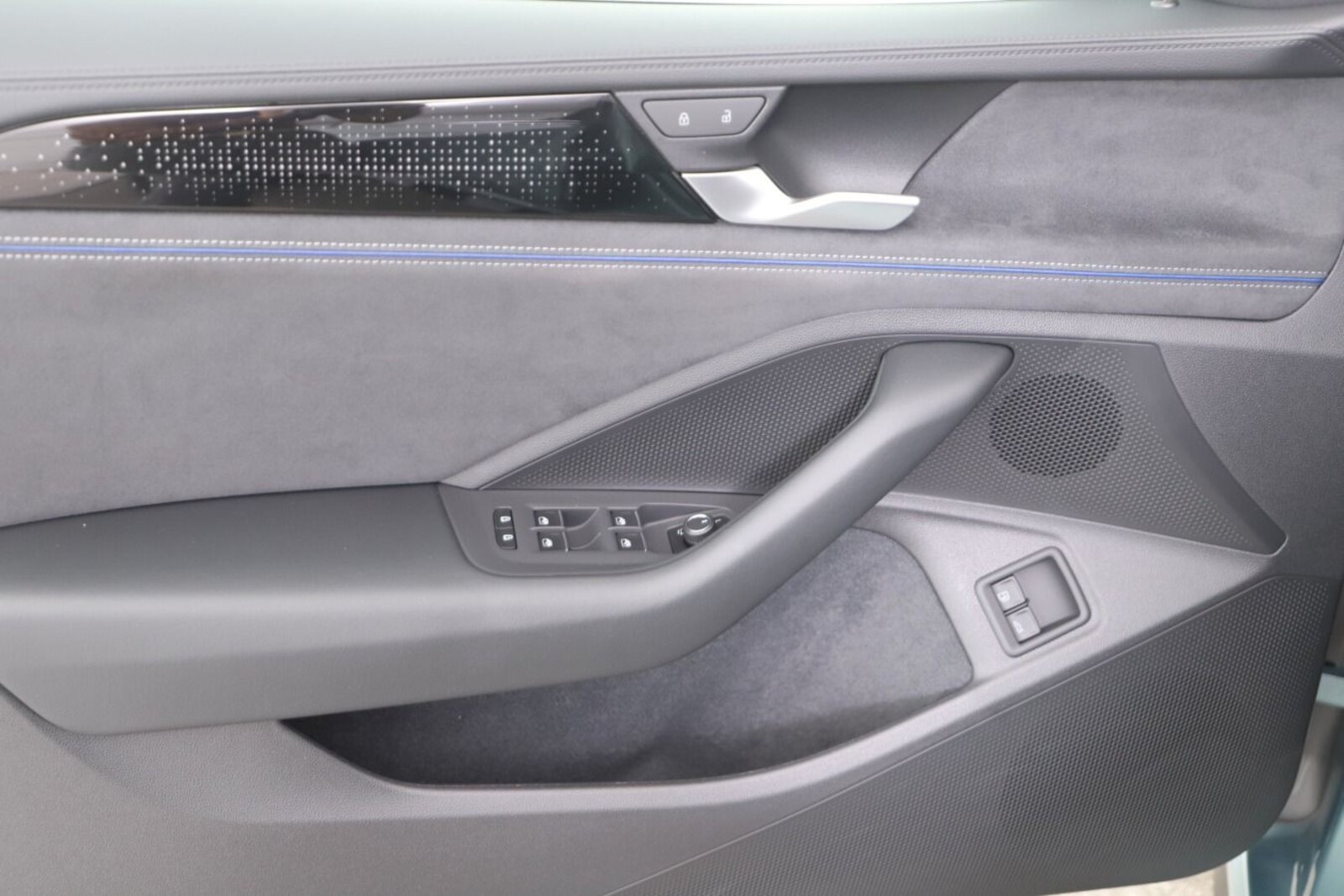 Volkswagen Passat – Bild 12