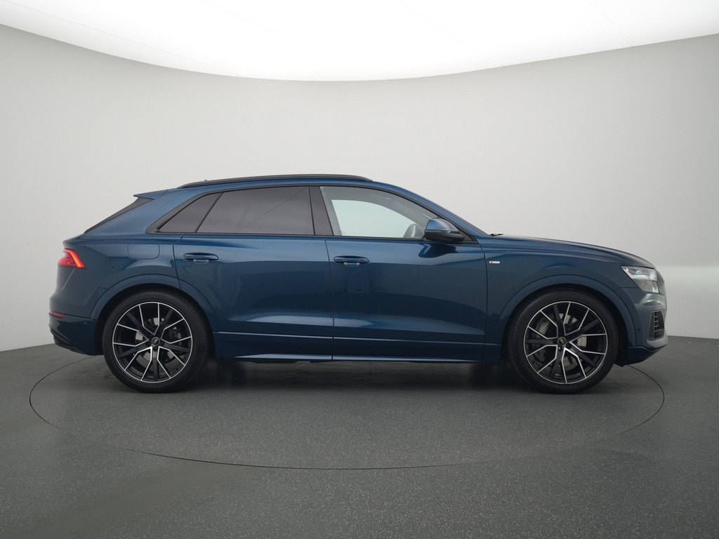 Image about Audi Q8 TFSI e 55 TFSI e quattro tiptronic