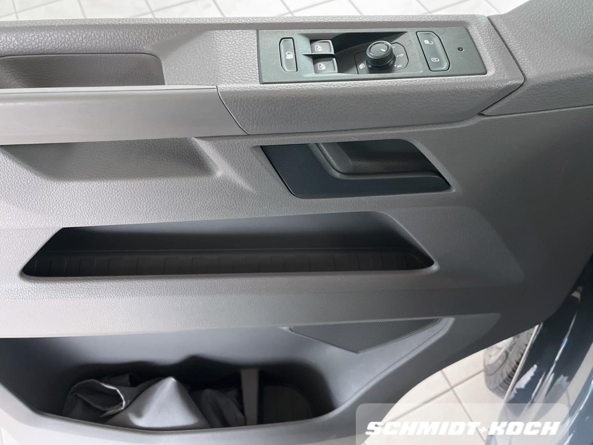 Volkswagen T6.1 Transporter Kasten langer Radstand