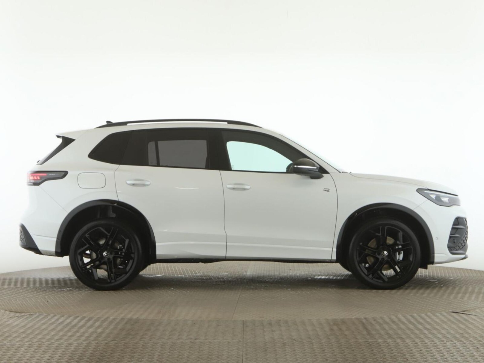 Volkswagen Tiguan – Bild 8