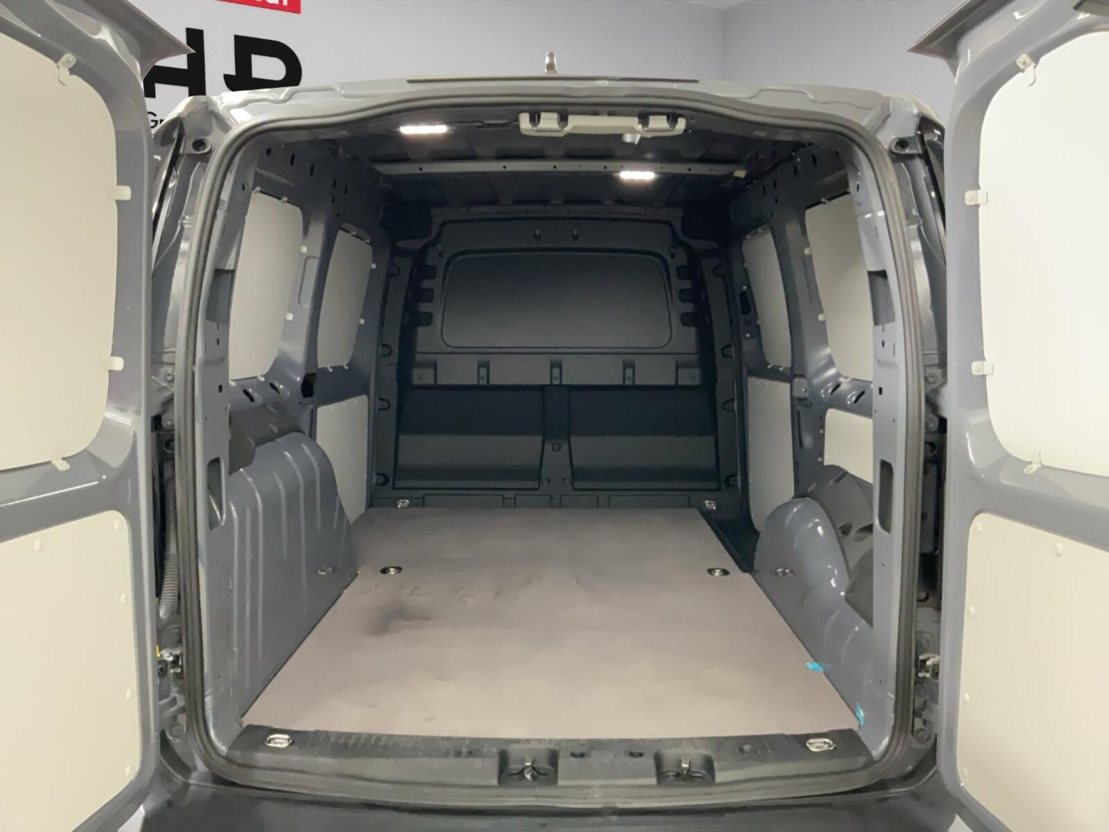 Volkswagen Caddy Maxi Cargo – Bild 8