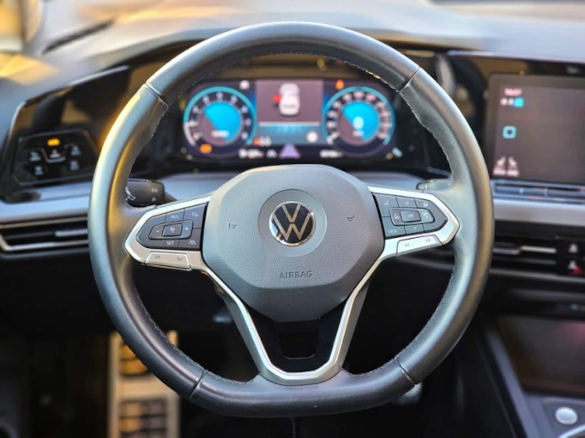 Volkswagen Golf Active