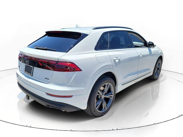 2026 Audi Q8
