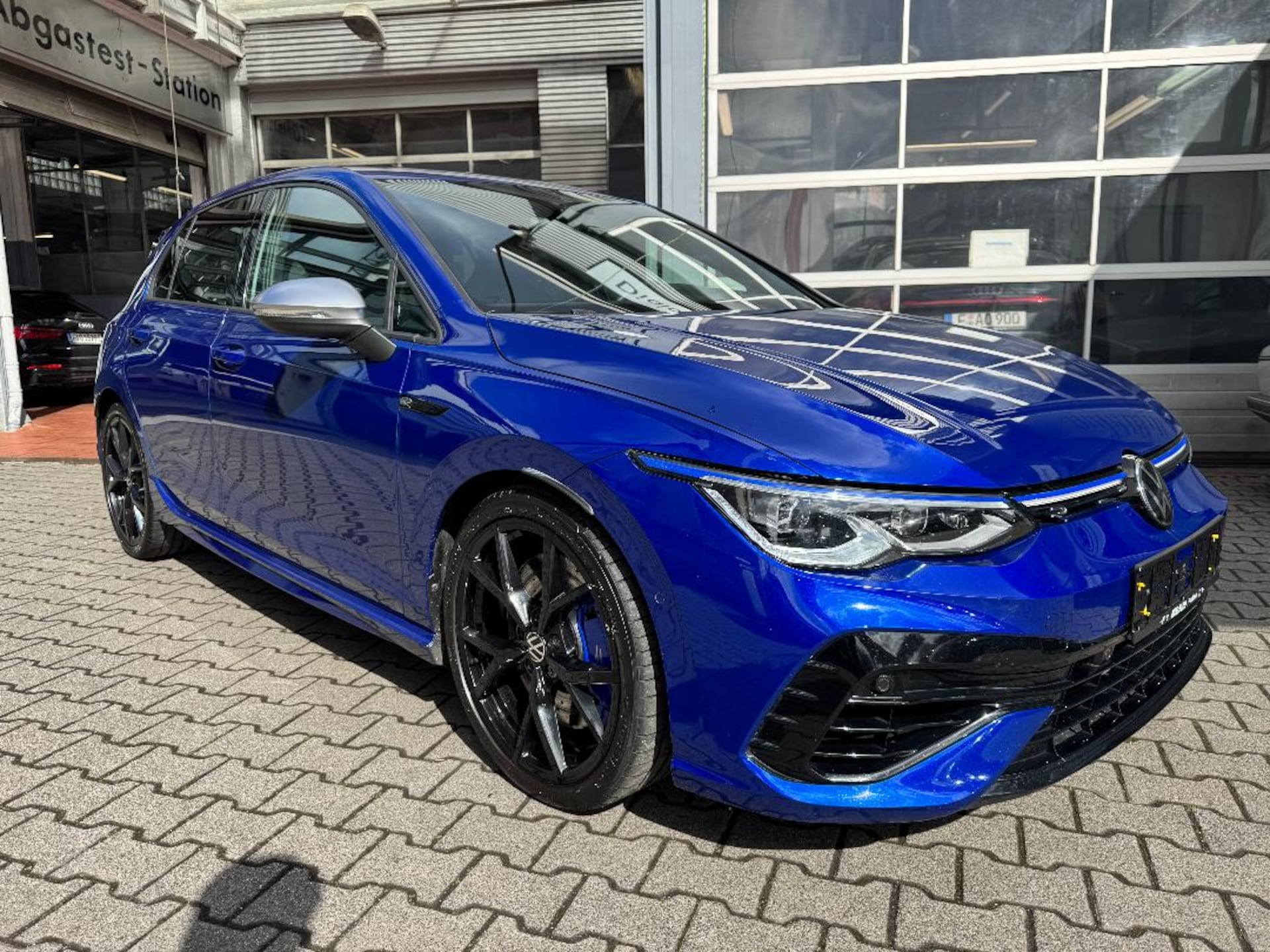 Volkswagen Golf R
