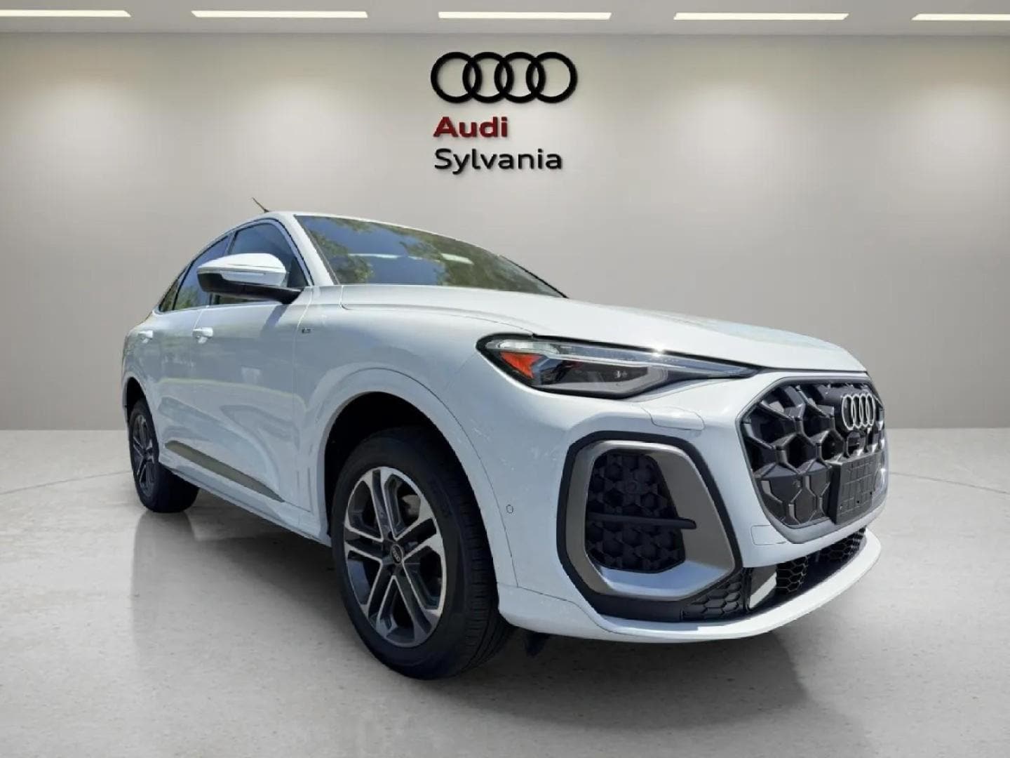 2026 Audi Q5 Sportback Premium Plus quattro's photo