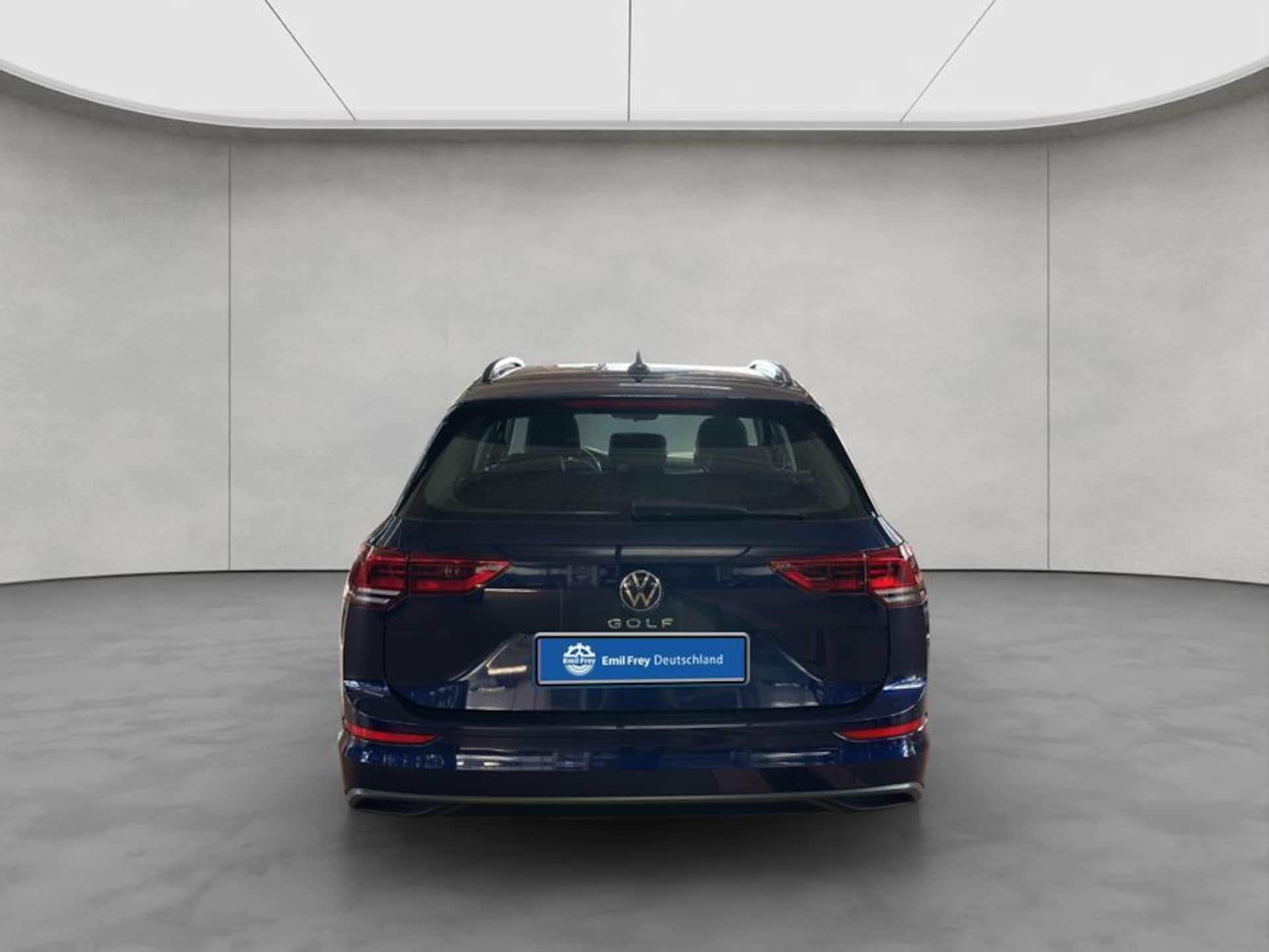 Volkswagen Golf Variant Life