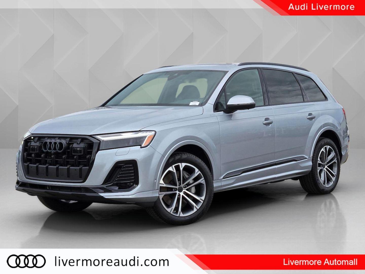 2026 Audi Q7 45 Premium Plus quattro Tiptronic's photo