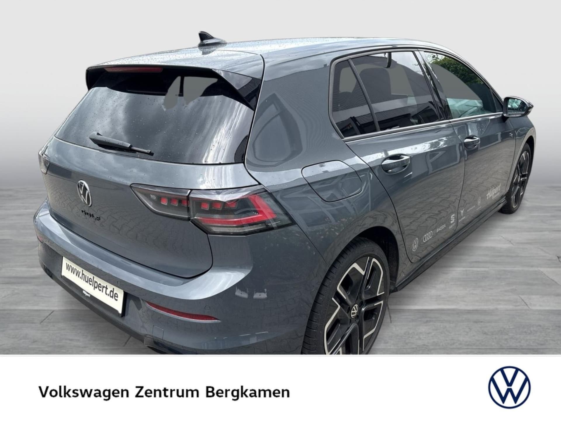 Volkswagen Golf R-Line