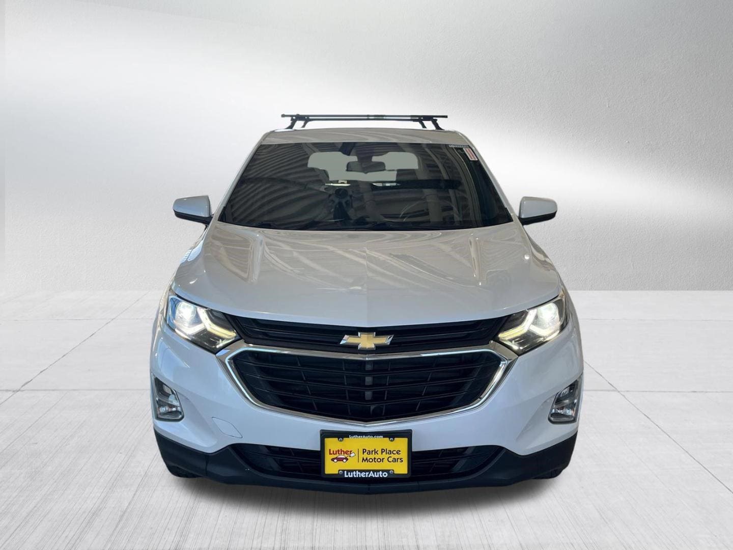 Used 2018 Chevrolet Equinox LT with VIN 2GNAXTEX2J6228685 for sale in Rochester, Minnesota