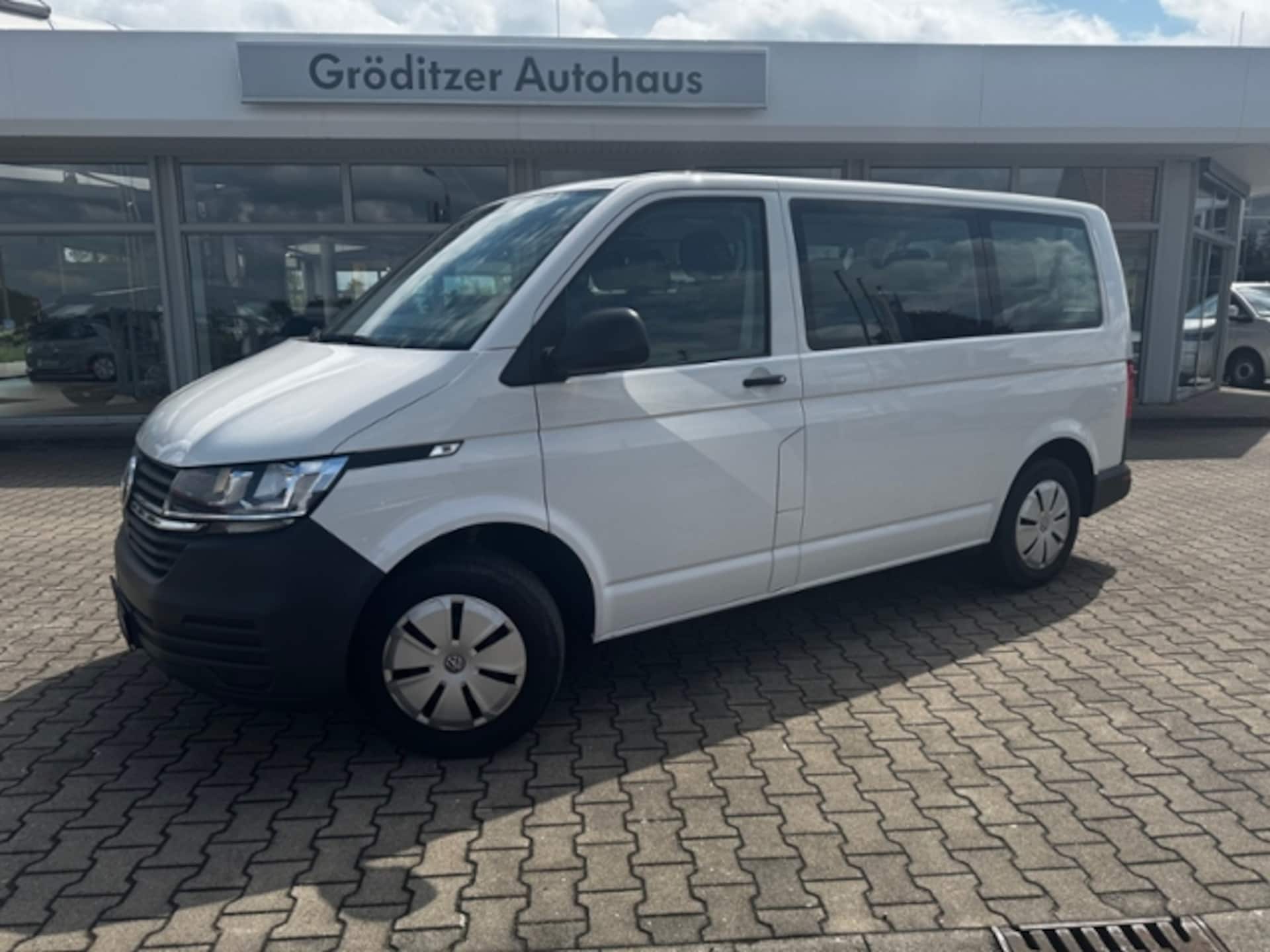 Volkswagen T6.1 Transporter Kombi kurzer Radstand