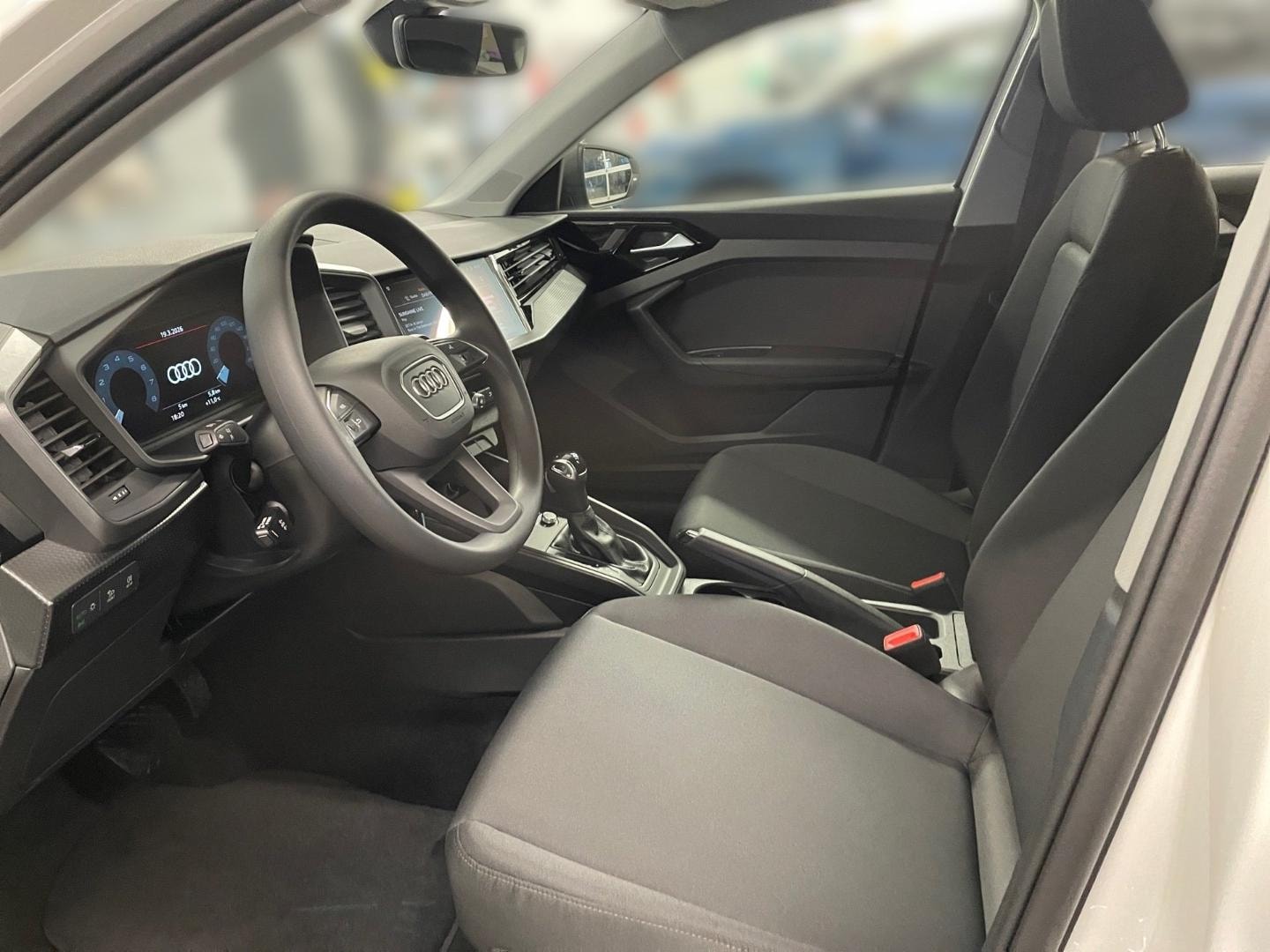 Bild über Audi A1 Sportback advanced 30 TFSI S tronic - für weitere Informationen kontaktieren Sie den Audi Partner