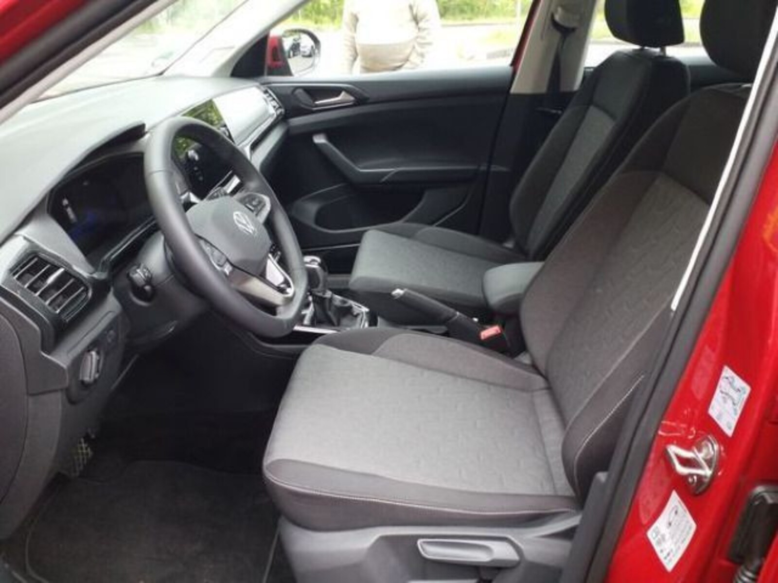 Volkswagen T-Cross – Bild 12