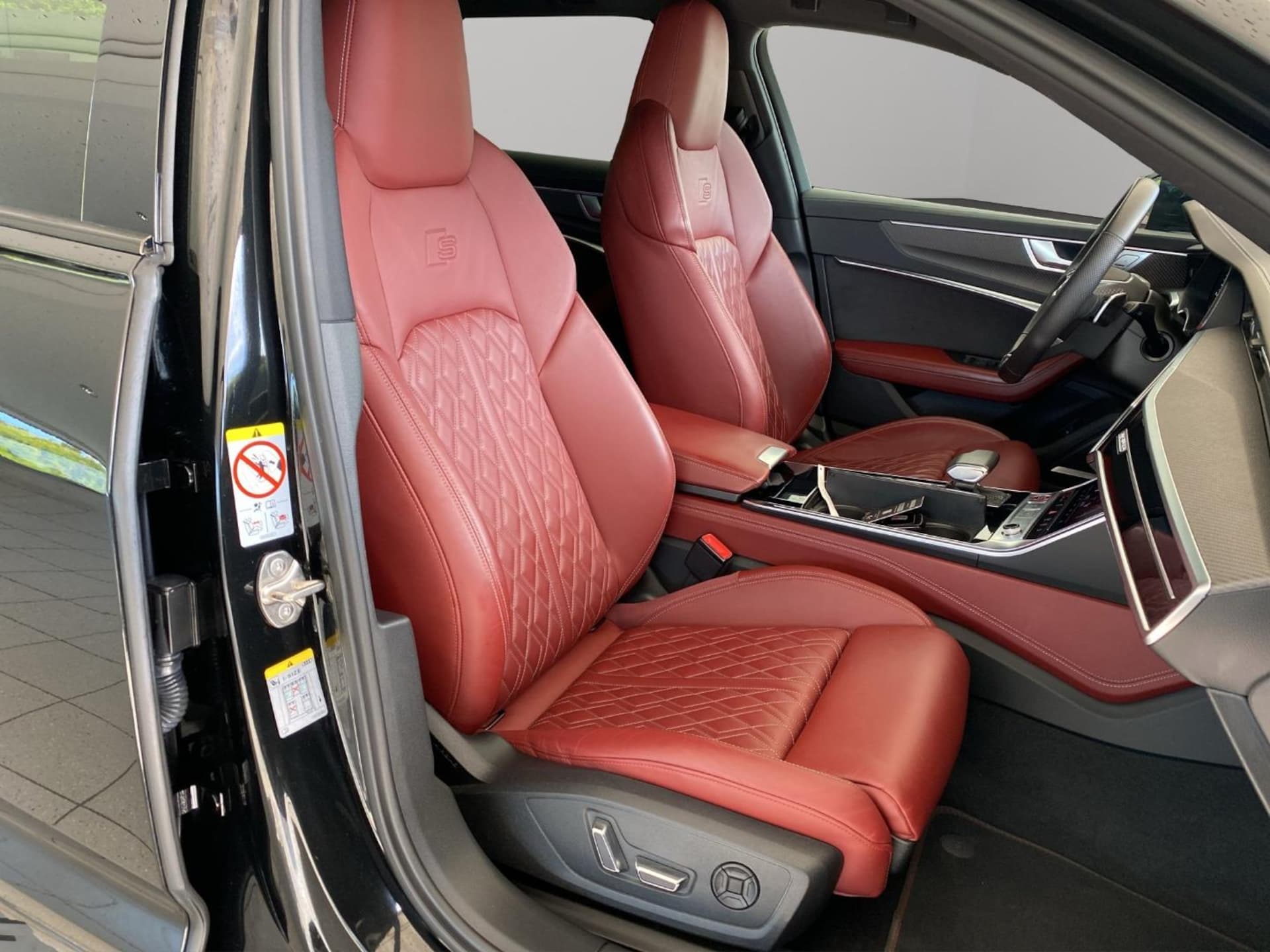 Audi S6 Avant