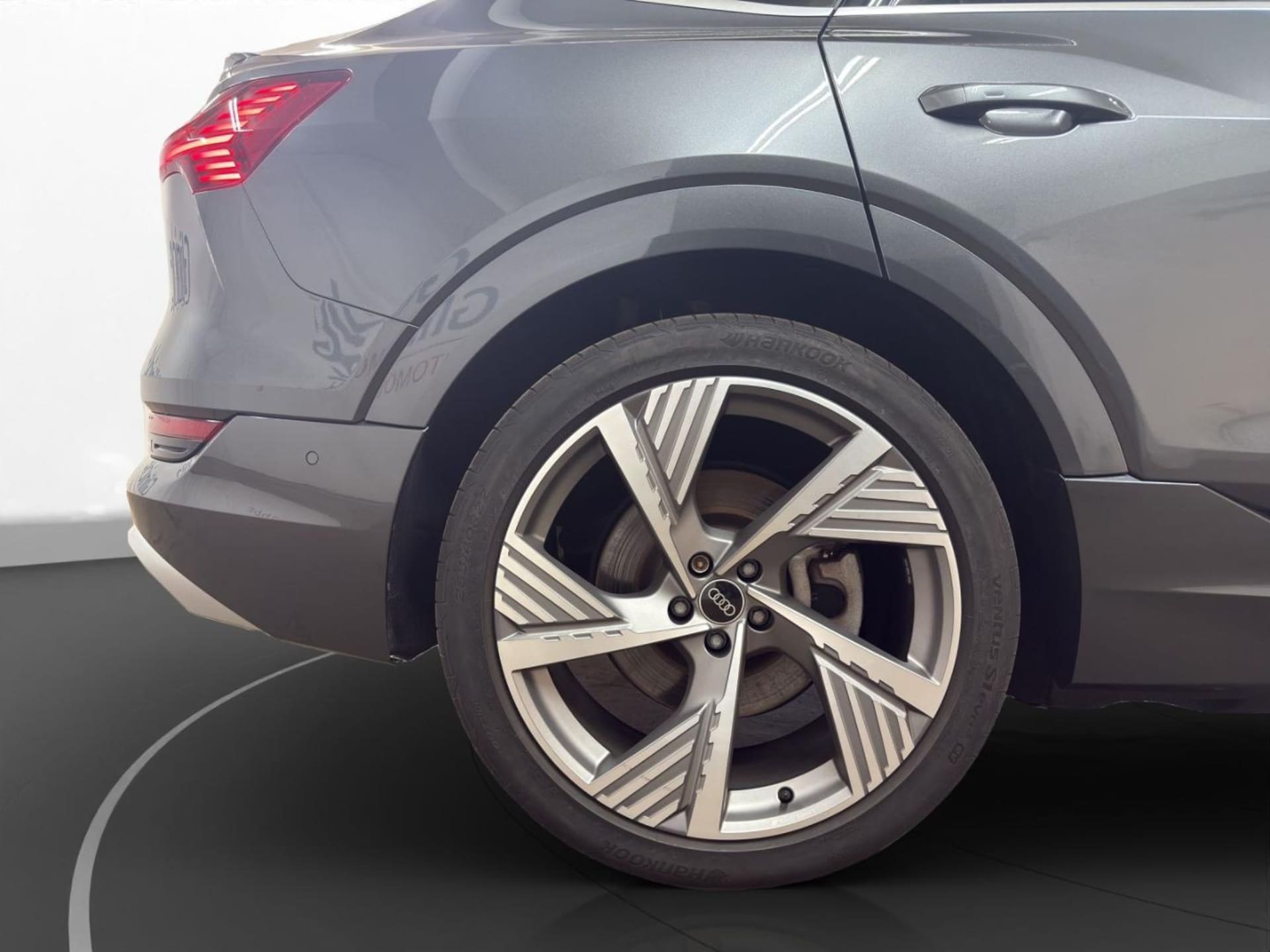 Audi e-tron Sportback S line
