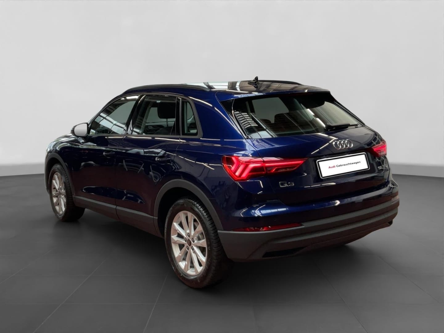 Bild über Audi Q3 35 TFSI S tronic - für weitere Informationen kontaktieren Sie den Audi Partner