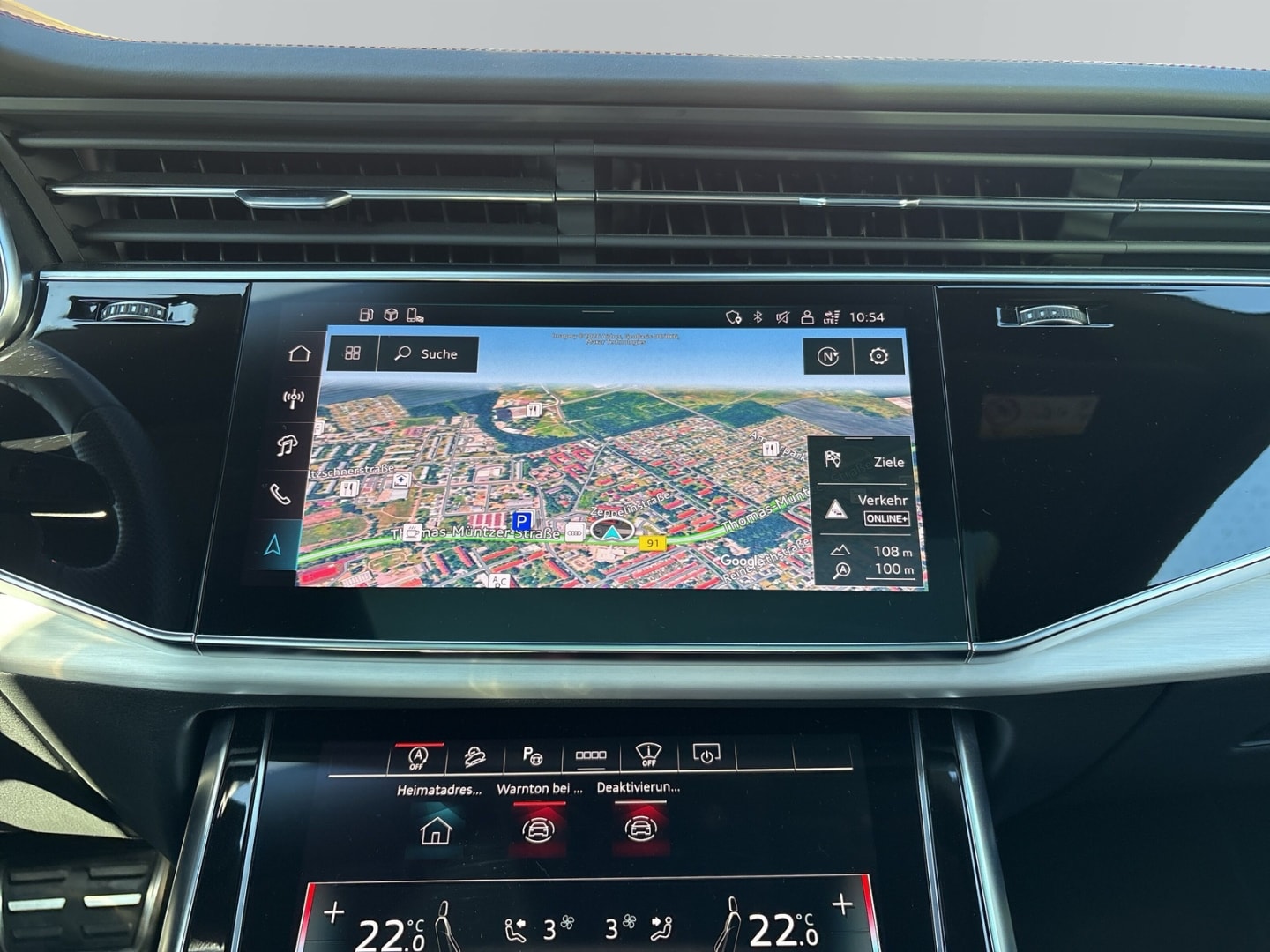 Bild über Audi SQ8 SUV TFSI quattro tiptronic - für weitere Informationen kontaktieren Sie den Audi Partner